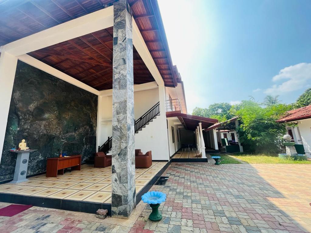 Yala Visit Villa Tissamaharama Extérieur photo